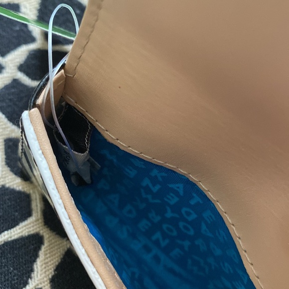 Kate Spade New York Full Flap Holly Card Holder - Picture 7 of 8